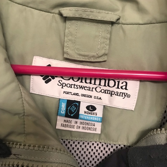 Columbia jacket- womens - Picture 2 of 3